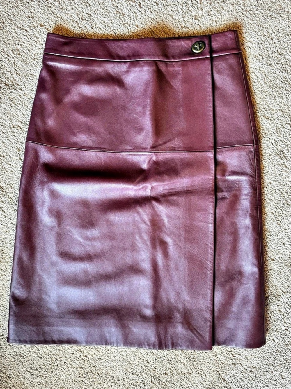 Coach Lamb Skin Leather Wrap Skirt in Burgundy Size 8 NWT - Picture 4 of 13